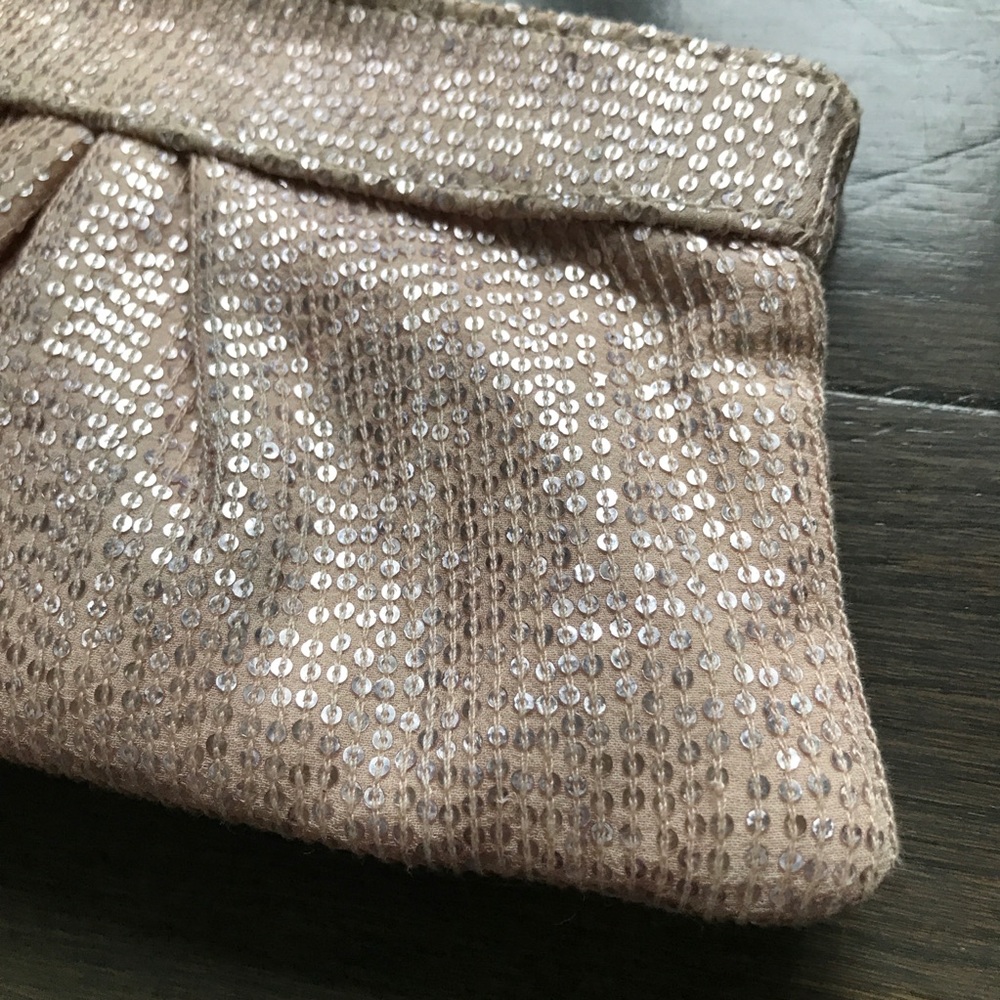 Sequin Blush Pink Lauren Merkin clutch - Picture 3 of 5
